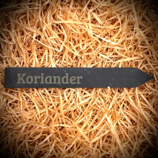 Koriander – Gravur-Pflanzenstecker aus Schiefer (15 × 2 cm)