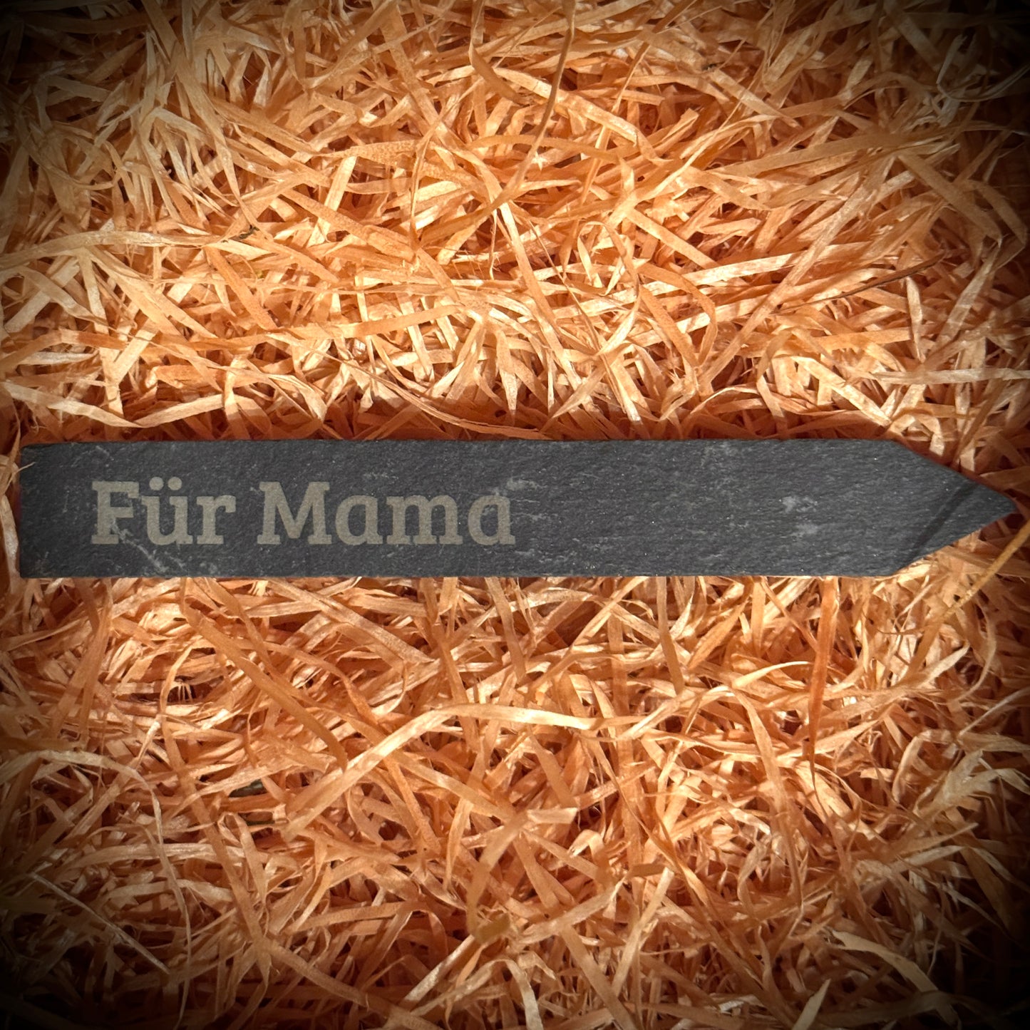 Schieferstecker mit Lasergravur „Für Mama“ als Geschenk für Garten und Blumentopf