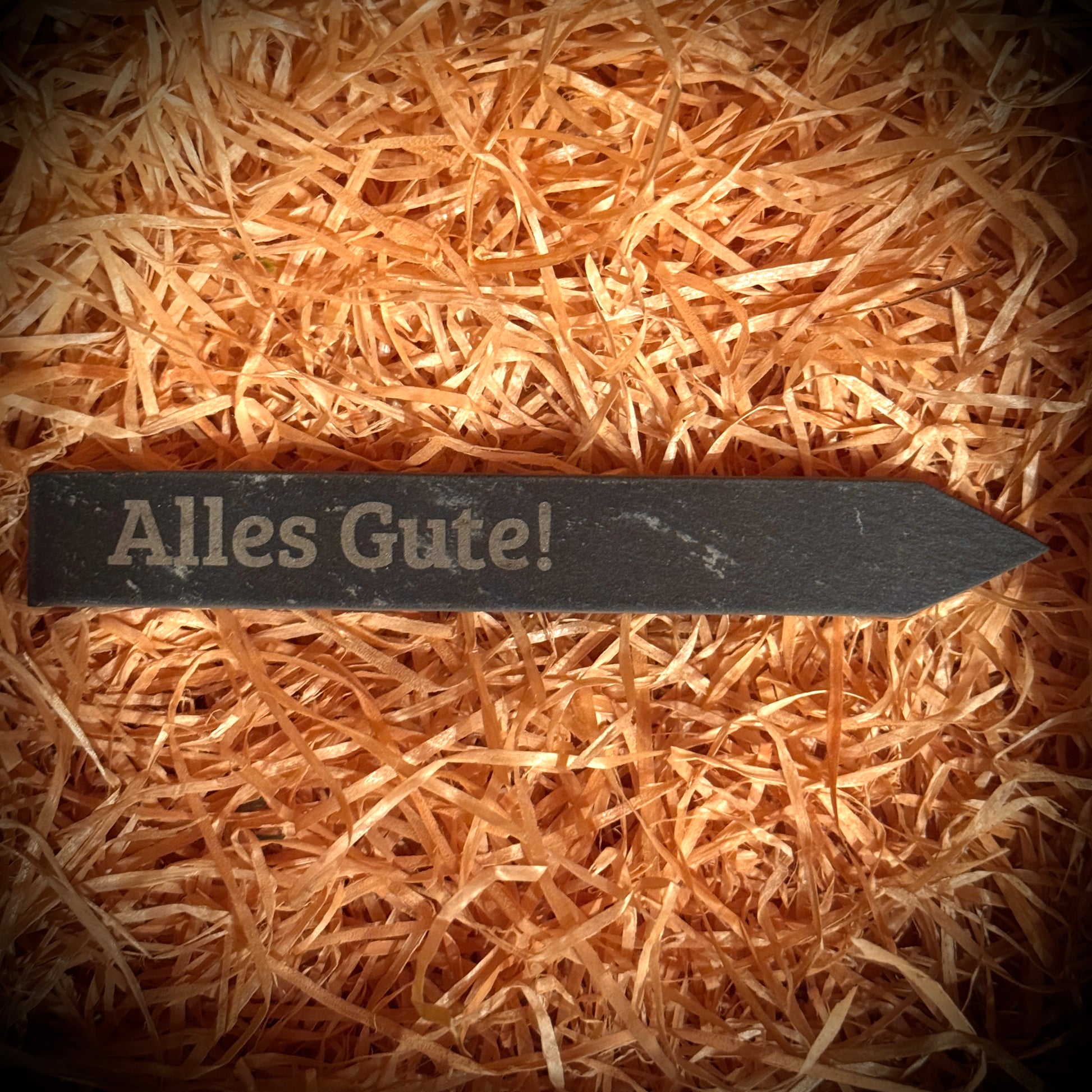Schieferstecker mit Lasergravur „Alles Gute“ als Geschenk für Garten und Blumentopf