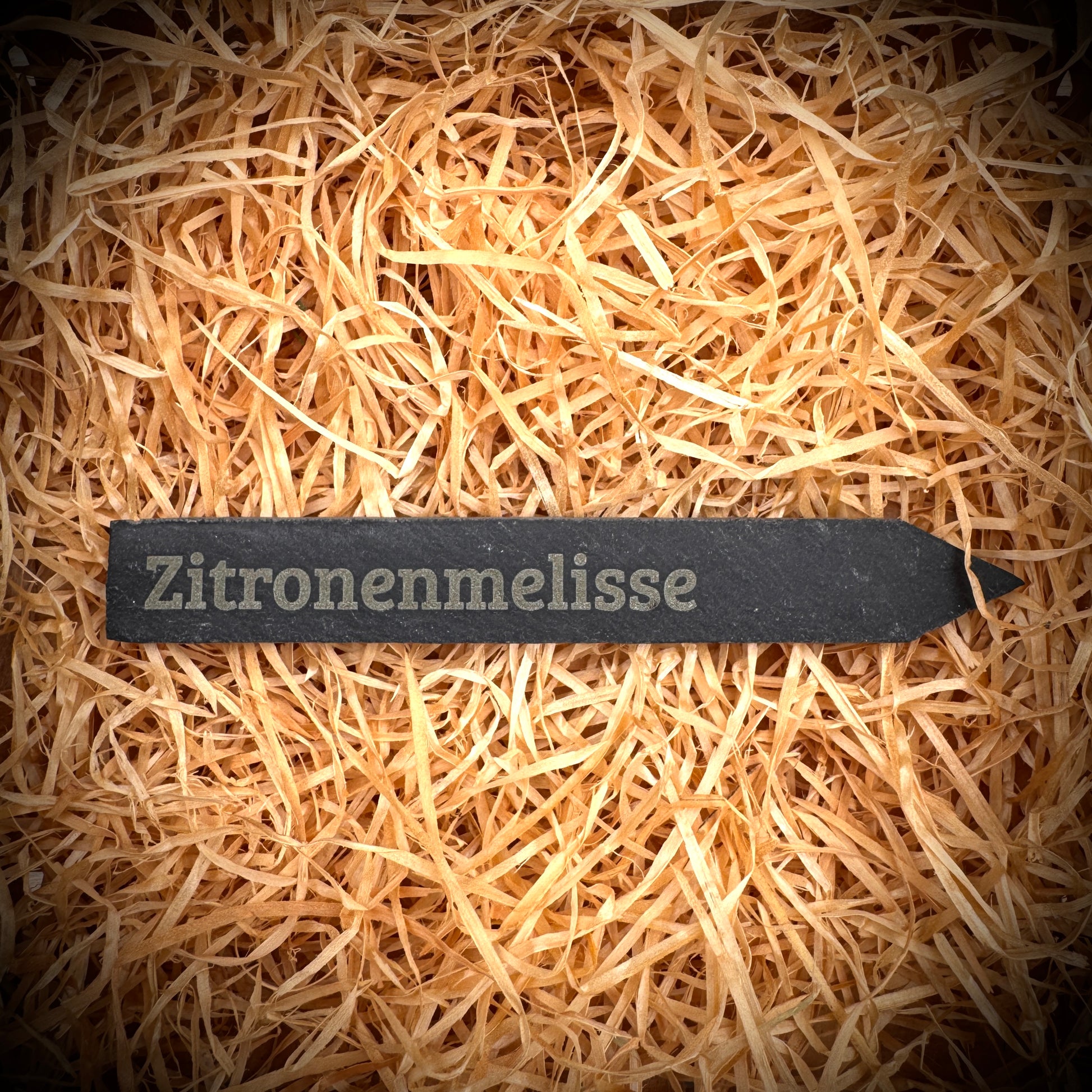 PlantPebbles Einzelstück Schieferstecker mit Lasergravur „Zitronenmelisse“